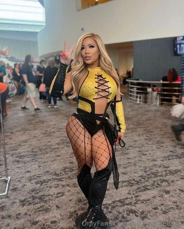 Female scorpion 🦂