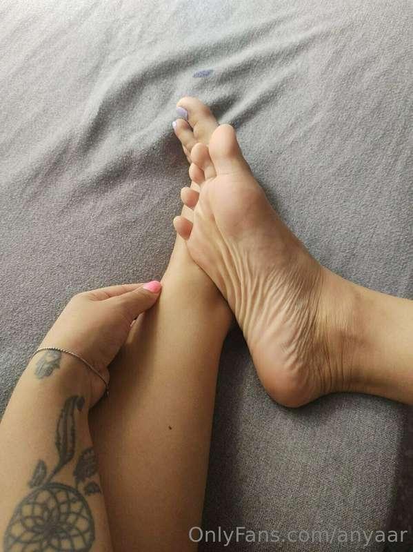 🦶🦶