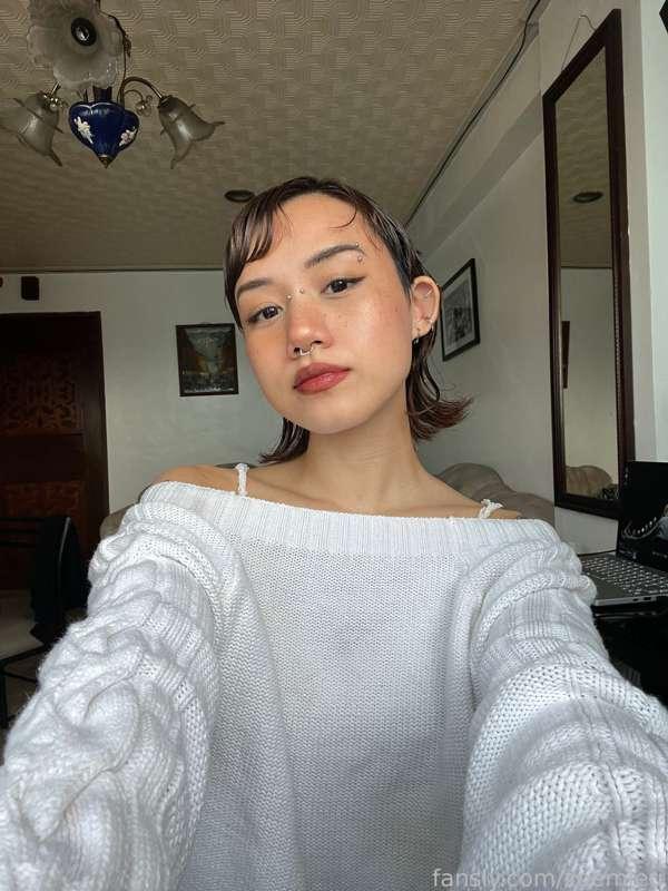 if u prefer me with tattoos, I love u

#fyp #Asian #Filipina #shorthair #pierced #tattooed