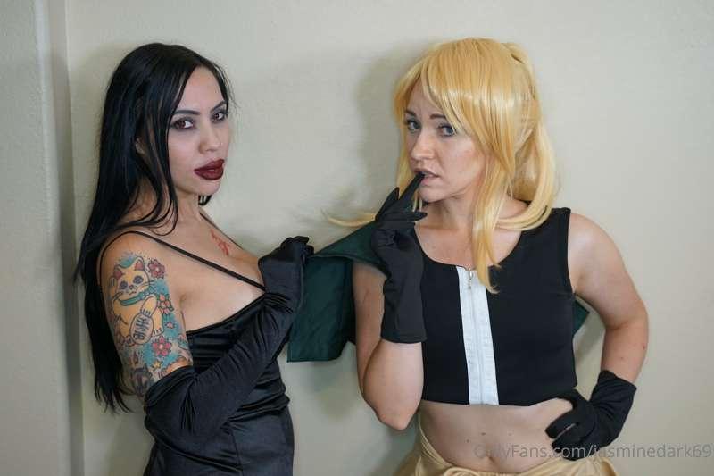 Just so you know my Lust and Winry sharing a dildo vid is on..