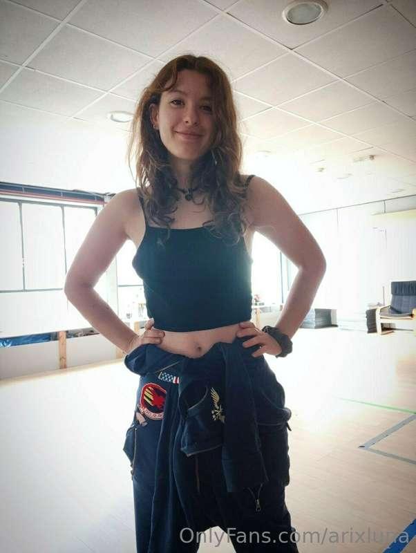 estoy en el espacio  de movidas artísticas y he aprovechado ..
