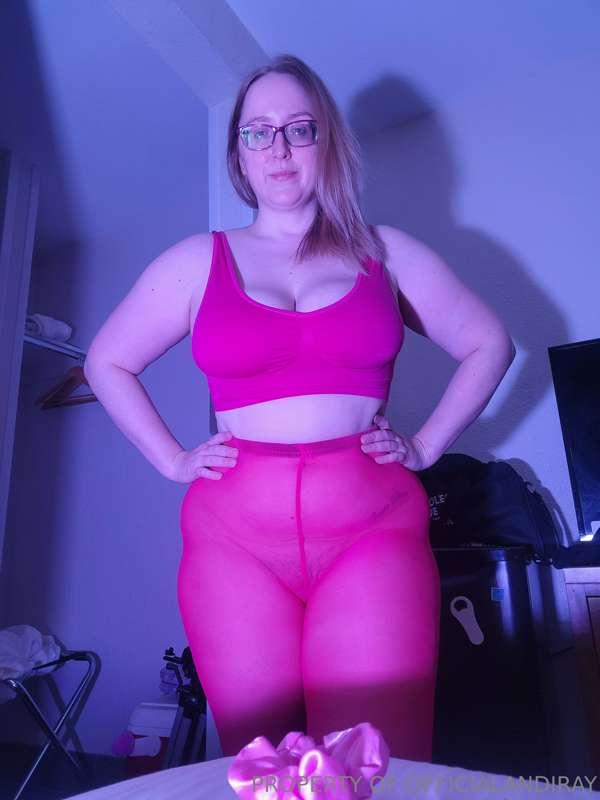 test shot for the leggings that eventually got ripped by Don..