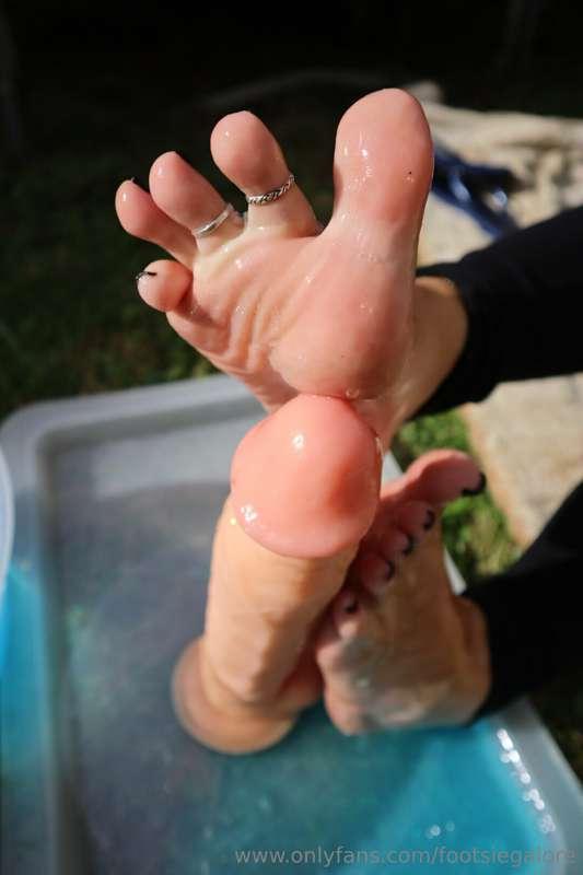 footsiegalore image #7