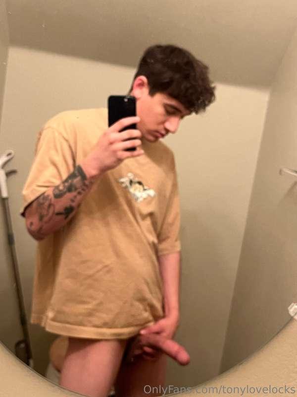 tonylovelocks image #2