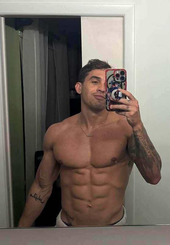 Happy hump day!! 😈 celebrating in the DMs