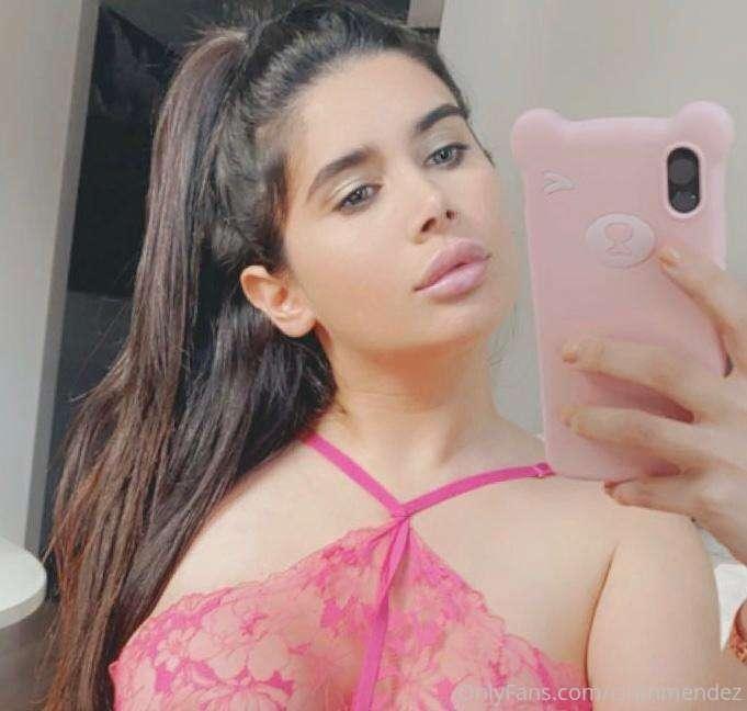 Hola mis amores  Hi my loves!