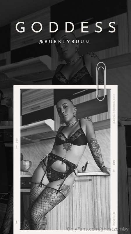 The only venus you can have 😈 @bubblybuum ▪️ SPH▪️COSTUM▪️DI..