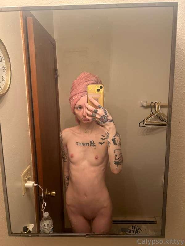 Pretty n petite