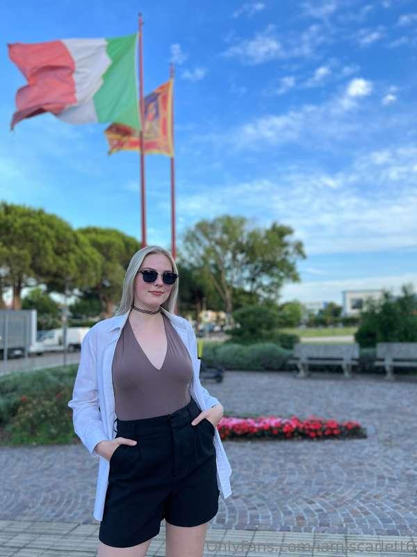 Do you like to travel? ✈️ What countries have you visited an..