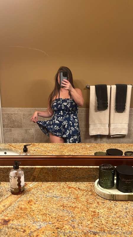 Now take this dress off of me 😋