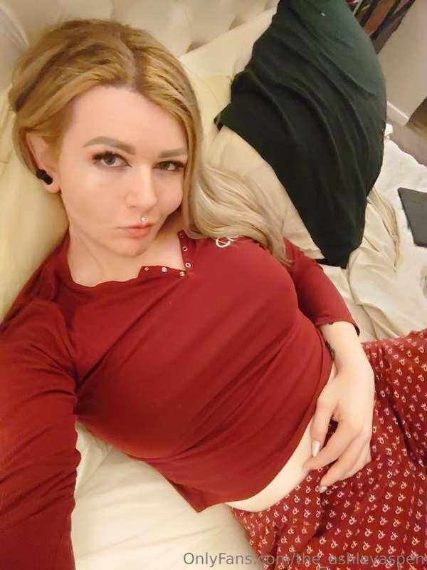 I usually get horny right before I go to sleep 🤭