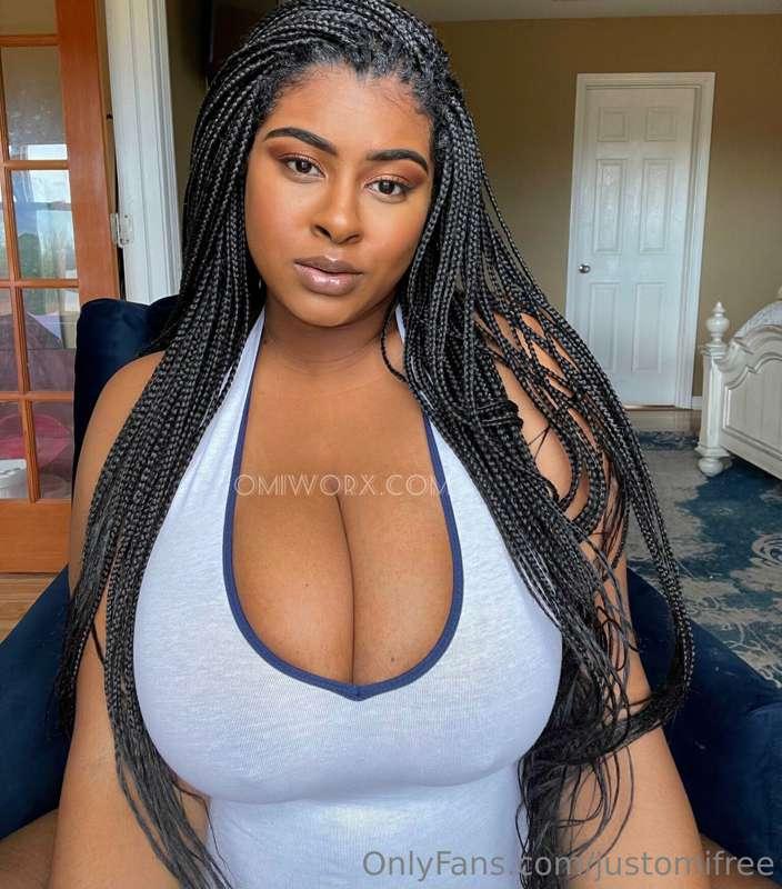 You better have checked your DM’s today or imma be sad 🥺