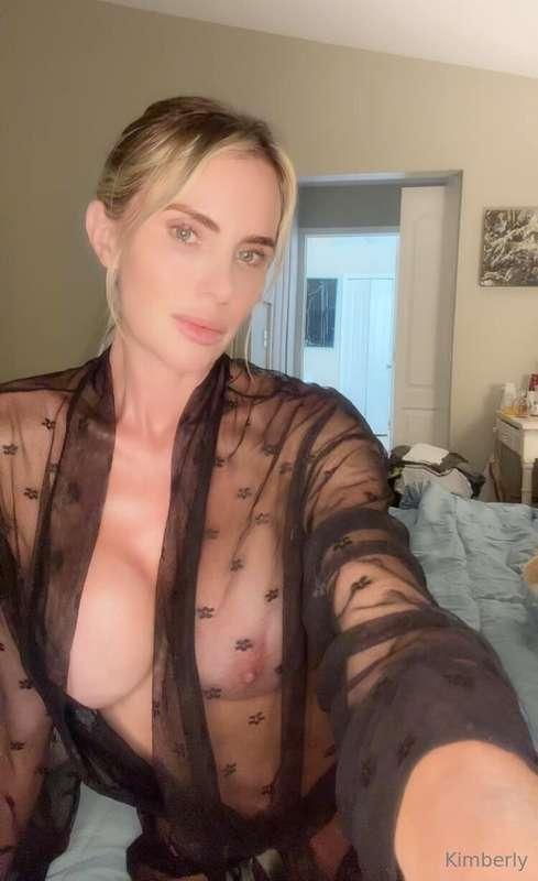 Like this if you appreciate simple nudes like mine🥰❤️