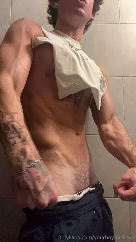 yourboymickeyy main image