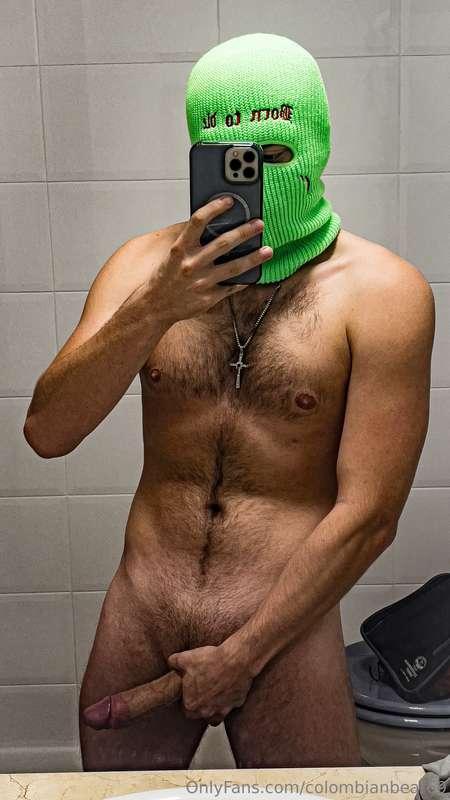 colombianbear69 image #0