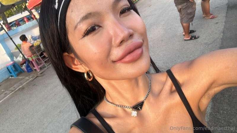 I feel so lonely 😭