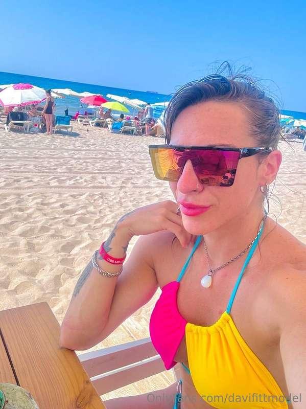 i love the beach 😍 and you?