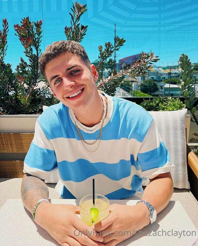 hot af in LA 💙