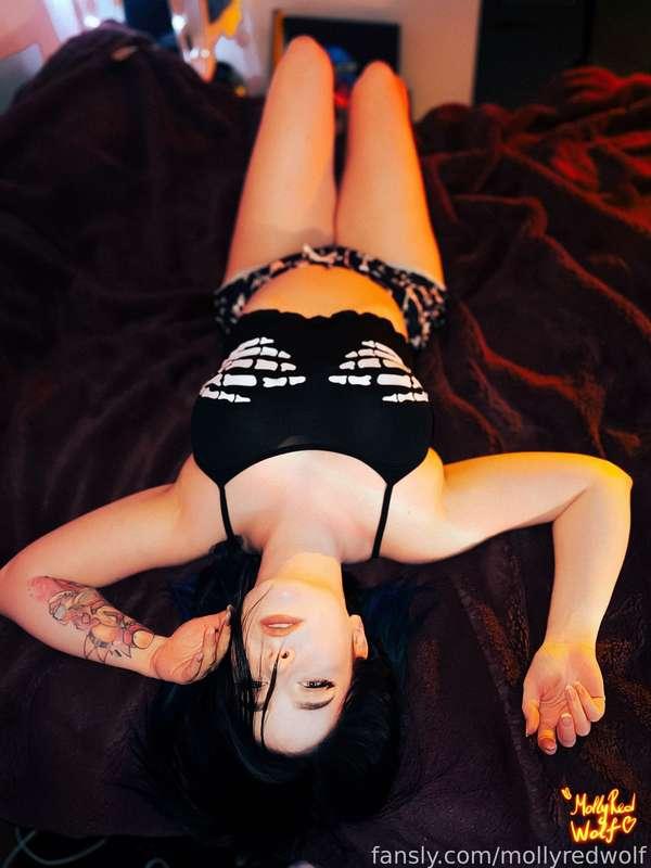 mollyredwolf image #16