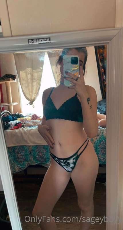 sageybbyy image #0