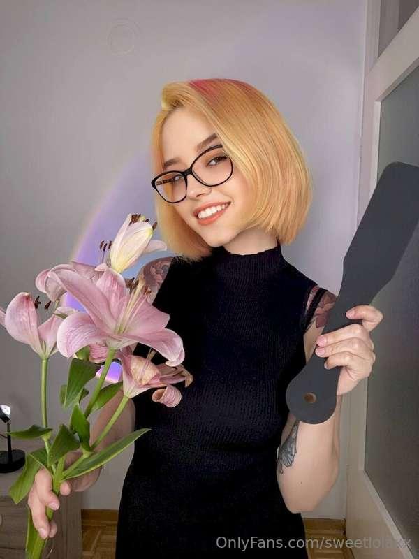 *LIVE SEXTING*Cutie 😇 @lilly.pinkman 🟢ONLINE NOW🟢You won't r..