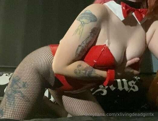 xlivingdeadgirrlx image #0