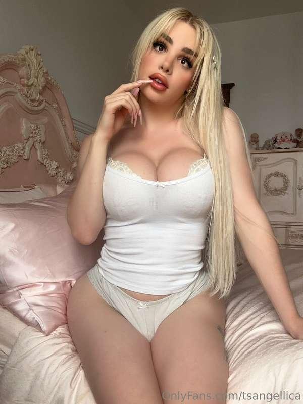 Do I look cute in my PJs? 🤍