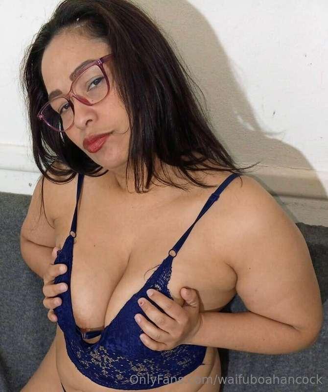 You choose dickrate, custom or video call? 😘🍆🍆💦💦📞📞🔥🔥