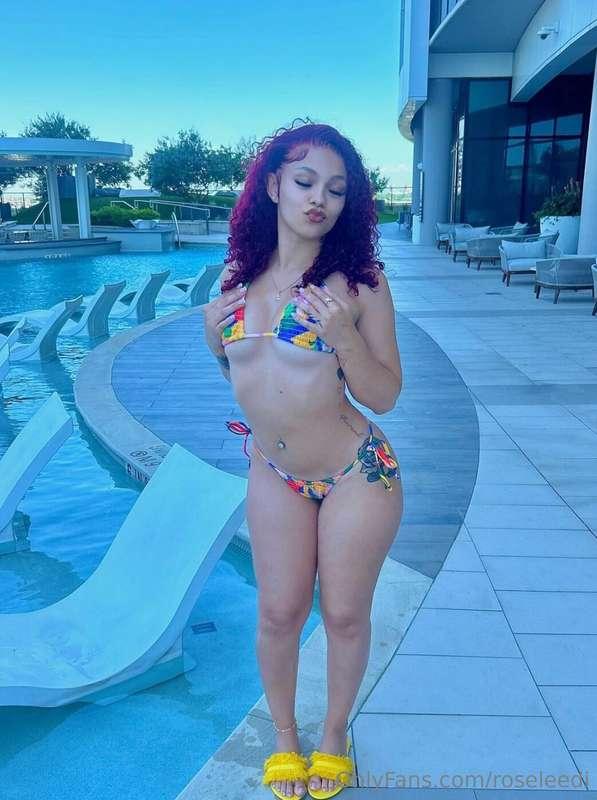 Got fucked at the pool 💦