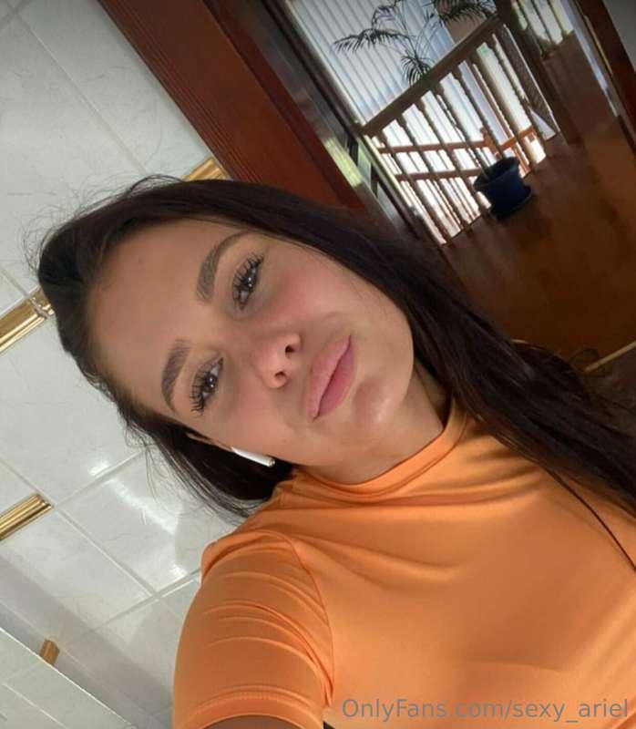 Let me distract you👉@juliannarossi💋
Cute girl @juliannarossi..