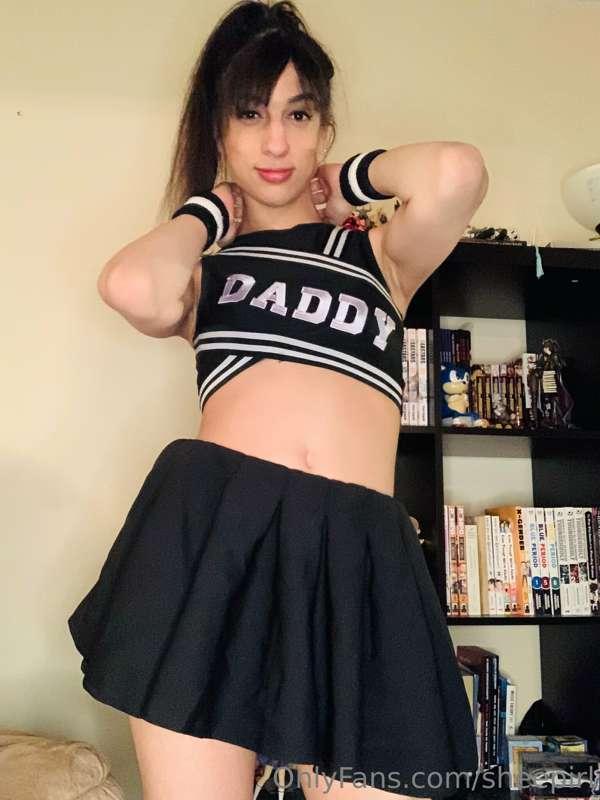 Don't you love a bratty cheerleader? 🥰 📣
Hope you didn't min..