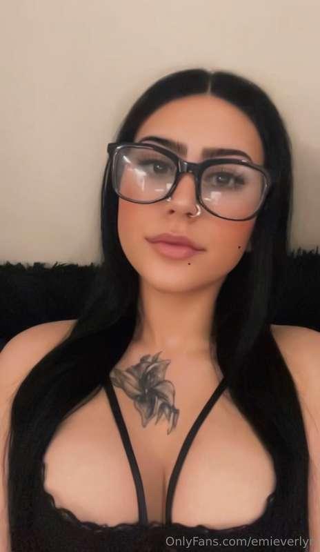 cover my glasses in cum😩😏