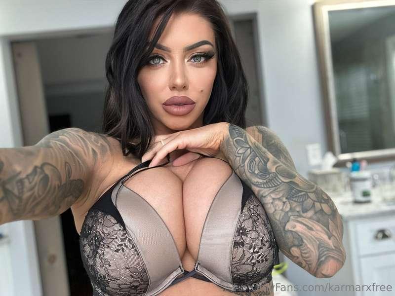 ＦＡＳＴＥＳＴ　ＦＡＮ$20 for $1,000 in content ‧₊ ᵎᵎ 🍒 ⋅ ˚✮(1 per pers..