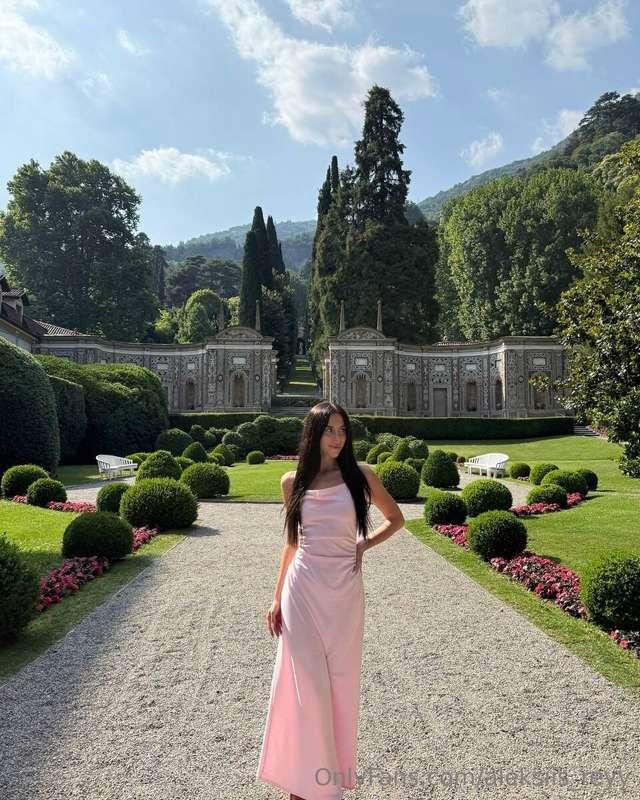 Lake Como feels like a dream I never want to wake up from😍 T..