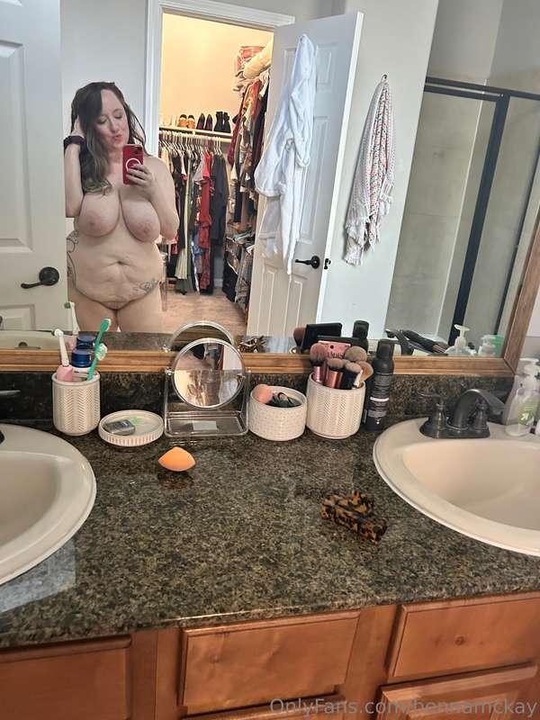 It’s MILF Monday! 😘