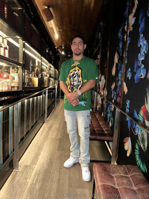 Papi steak, i like my steaks medium done.