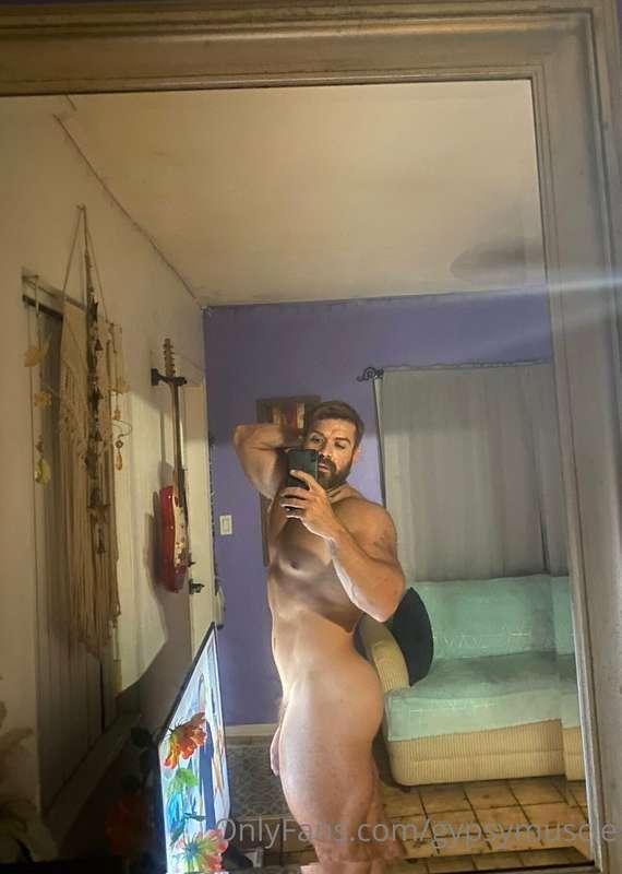 Mirrors are portals to other dimensions… take me away