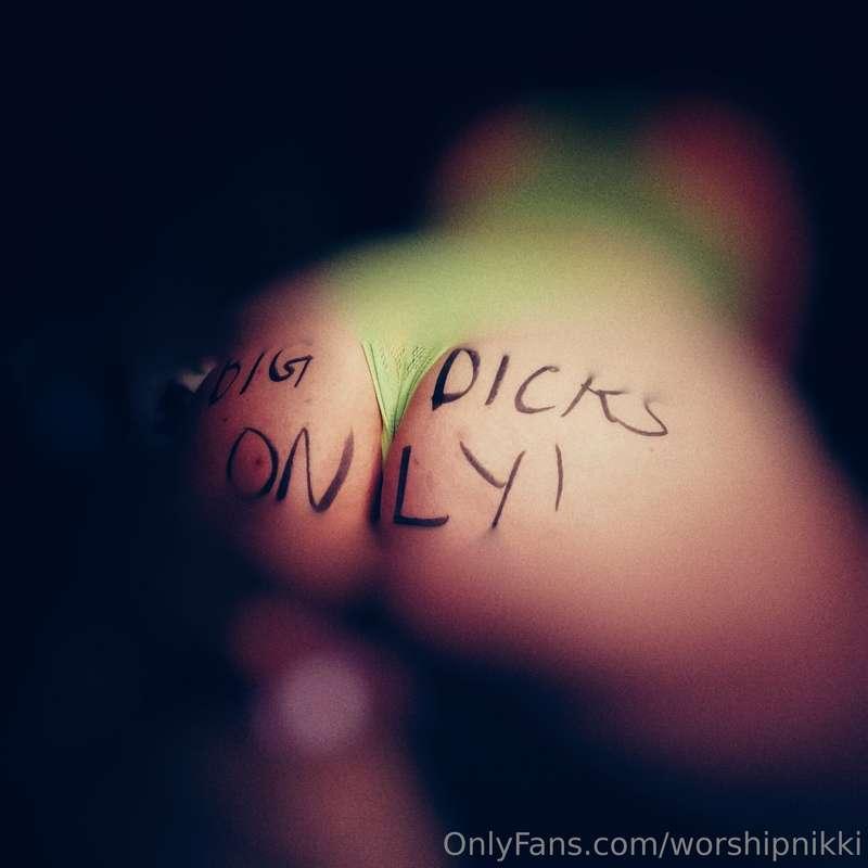 SPH body writing humiliation, ass bouncing on locked cock.