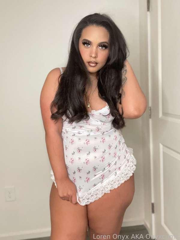 My pussy is red and your balls are blue… why dont I cum have some fun with you 😋

✎ #nerdy #ebony #cute #pokemon #exotic #bigass #gamer #reader #brunette #fyp 
