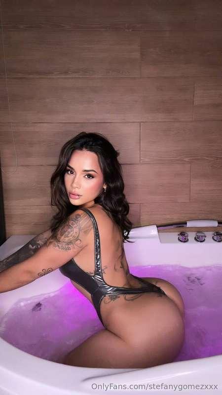 come on in, the water's fine! who's with me?🥰
