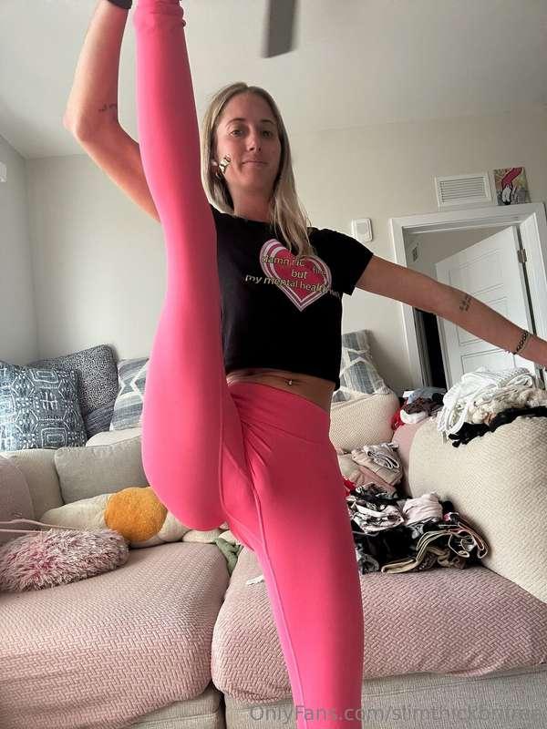 imagine all the positions you can do with a flexible girl 💕🙈