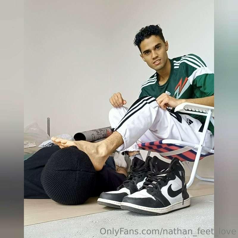 the prince fulfilled a bitch's wish to lick, smell and suck ..
