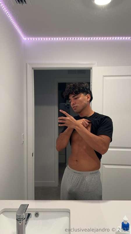 exclusivealejandro main image