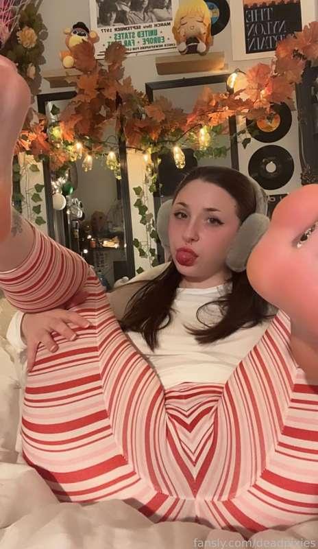 deadpixie image #4