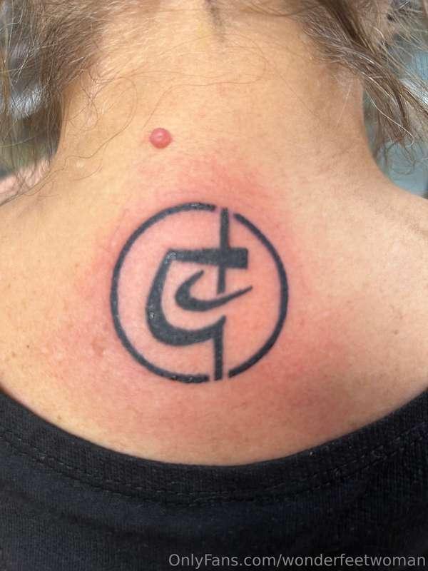 I got my tattoo today! Good news is I absolutely love it.Bad..