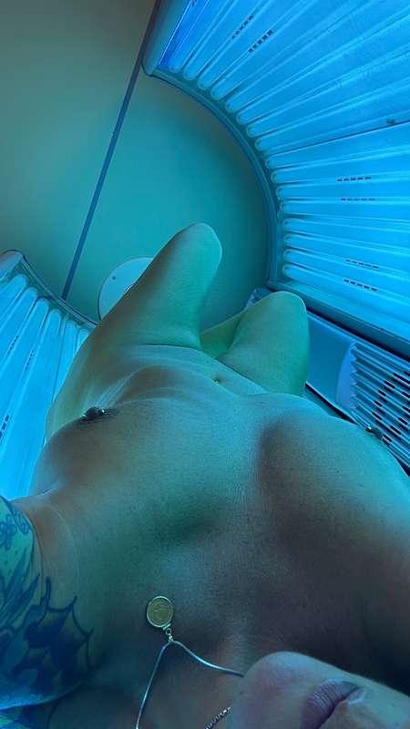 😝