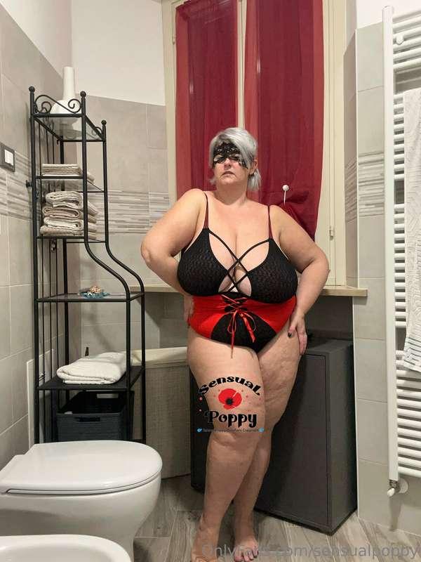 sensualpoppy image #1