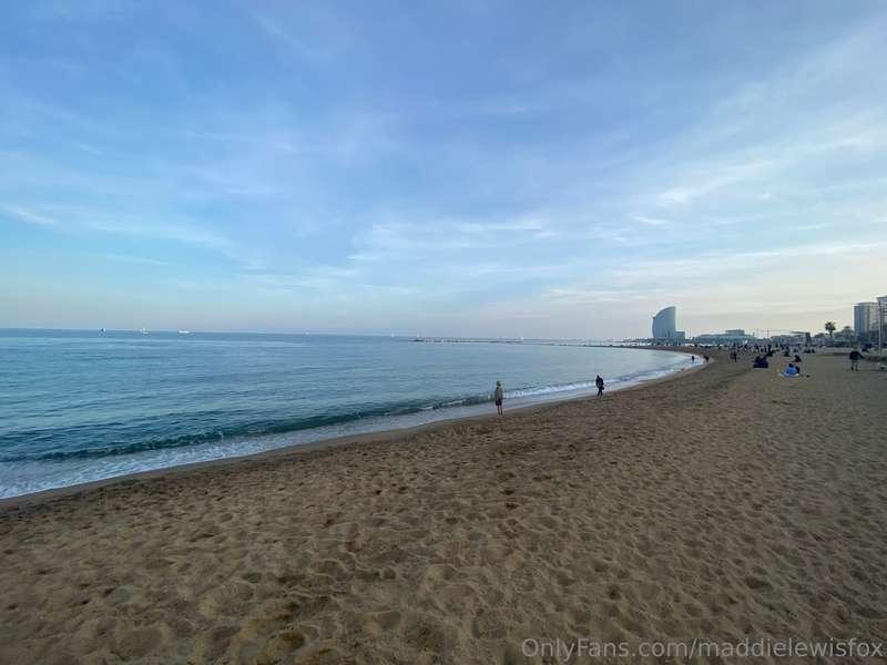 Anyone in Barcelona want to hang out?
