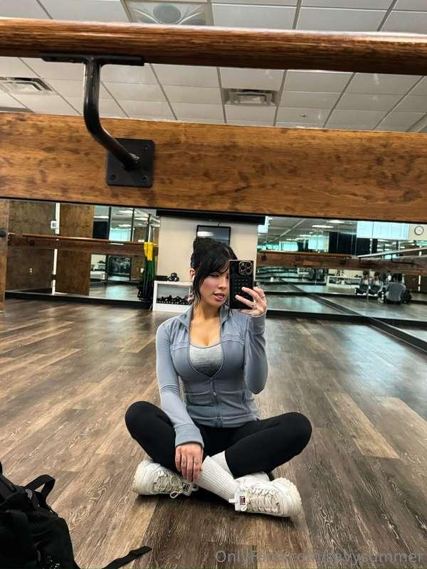 barre is so much harder than it looks 😮‍💨😅