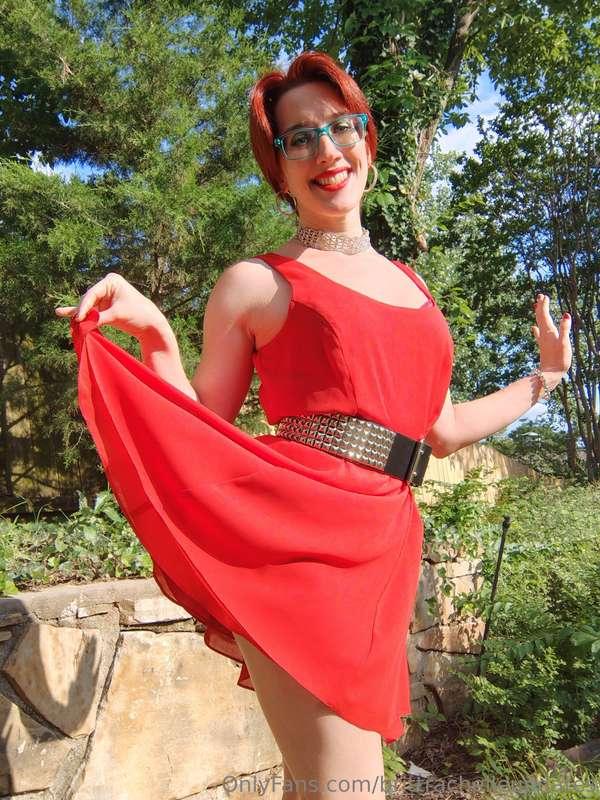 Tis the season to wear sundresses....